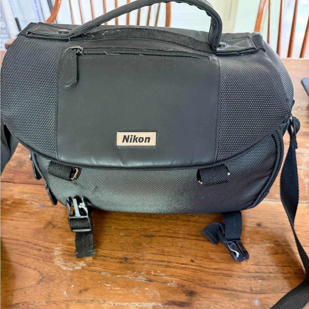 Nikon camera bag - Picture 2 of 4